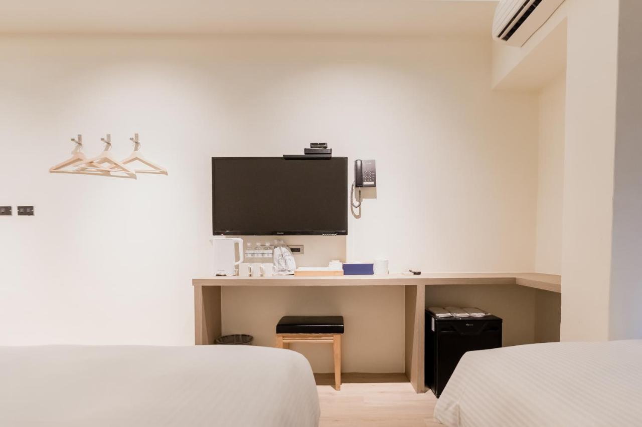 Traveller-Inn Day Moon Hotel Taitung Экстерьер фото