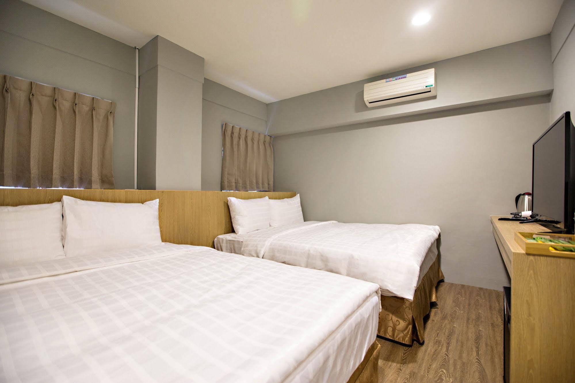 Traveller-Inn Day Moon Hotel Taitung Экстерьер фото